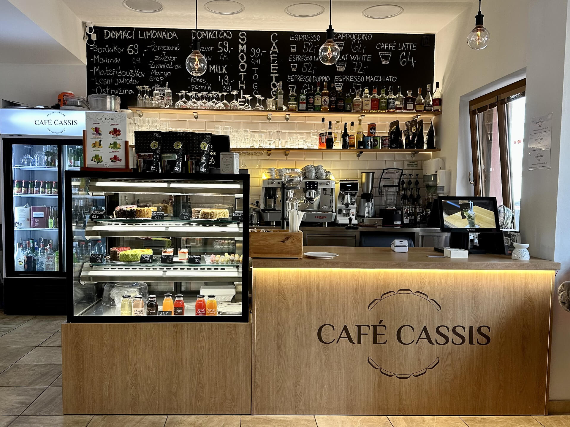 Oblíbená litvínovská kavárna Café Cassis